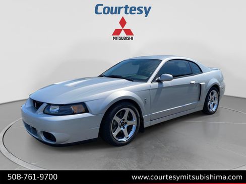 Used 2004 Ford Mustang Cobra RWD image 1
