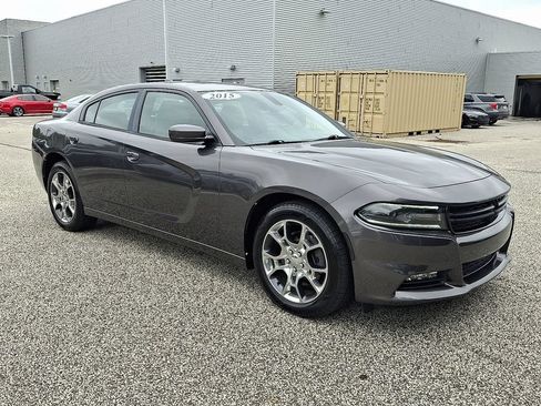 Used 2015 Dodge Charger SXT w/ AWD Plus Group image 3