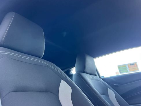 Used 2022 Chevrolet Camaro LT RWD image 16