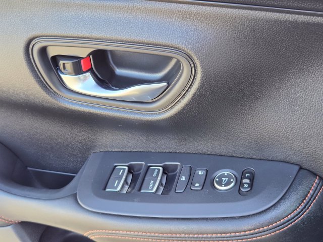 Certified 2025 Honda HR-V Sport image 15