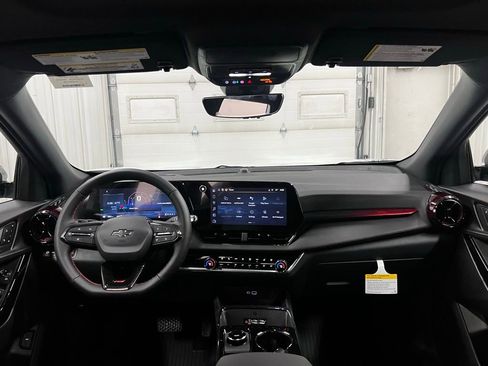 New 2026 Chevrolet Equinox RS w/ Convenience Package III AWD/4WD image 37