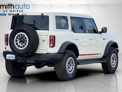New 2026 Ford Bronco Outer Banks w/ Sasquatch Package