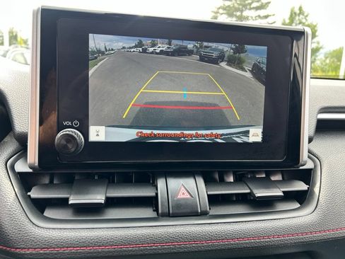 Used 2025 Toyota RAV4 SE AWD/4WD image 31
