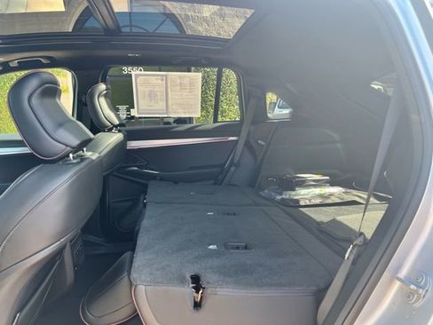 Used 2024 Jeep Wagoneer Launch Edition image 58