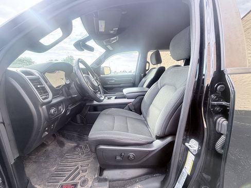 Used 2020 RAM 1500 Big Horn AWD/4WD image 10