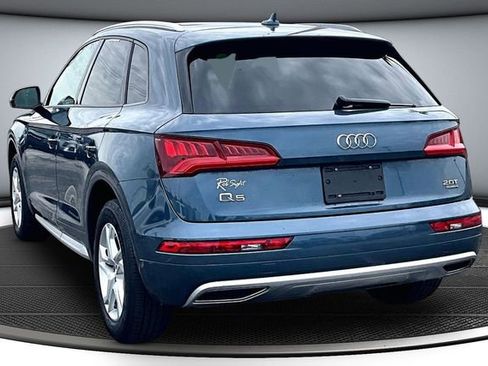 Used 2018 Audi Q5 2.0T Premium AWD/4WD image 4