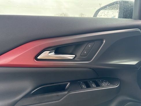 New 2025 Chevrolet Equinox EV RS FWD image 20