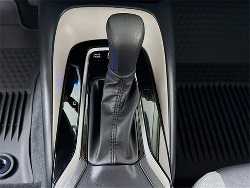 Certified 2025 Toyota Corolla LE image 19