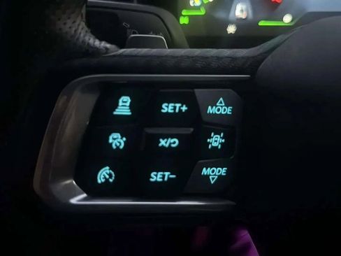 Used 2024 Ford Mustang GT Premium image 38