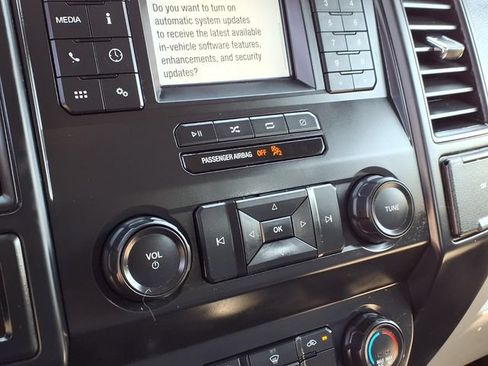Used 2020 Ford F150 XL w/ XL Power Equipment Group AWD/4WD image 8