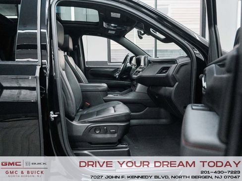 Used 2022 Chevrolet Tahoe RST w/ Luxury Package image 38