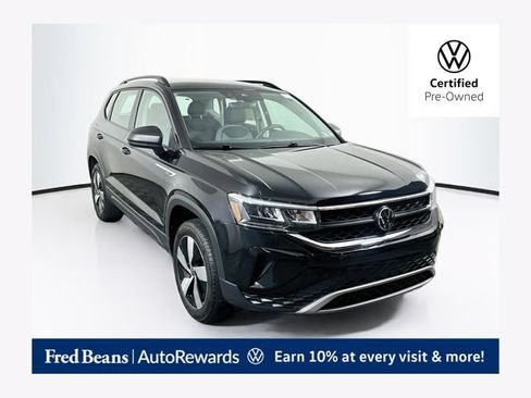 Certified 2024 Volkswagen Taos S AWD/4WD image 1