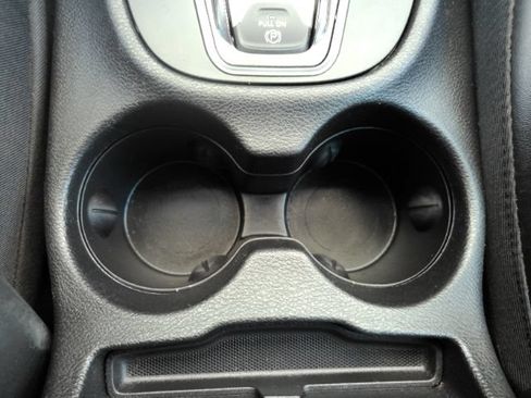 Used 2020 Jeep Cherokee Trailhawk AWD/4WD image 48