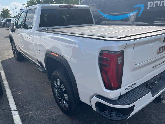 Used 2024 GMC Sierra 2500 Denali w/ Denali Reserve Package AWD/4WD image 4
