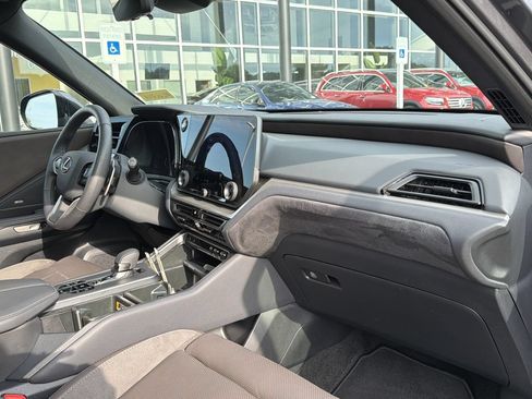 Used 2026 Lexus TX 350 AWD w/ Technology Package image 26