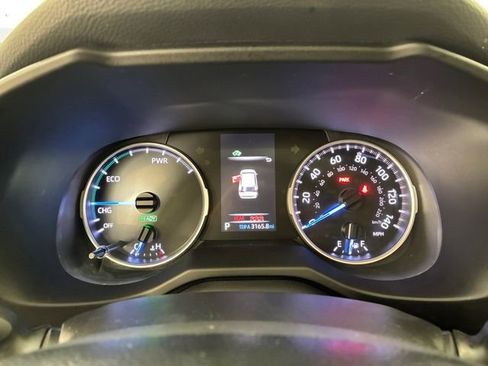 Used 2021 Toyota RAV4 XLE w/ Convenience Package image 25