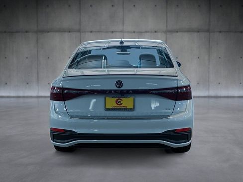New 2026 Volkswagen Jetta SE FWD image 4