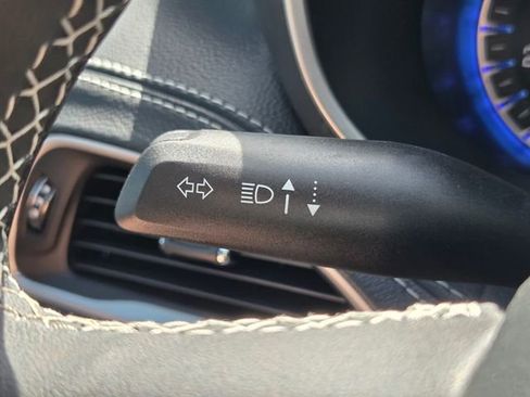 New 2026 Chrysler Pacifica Select FWD image 31