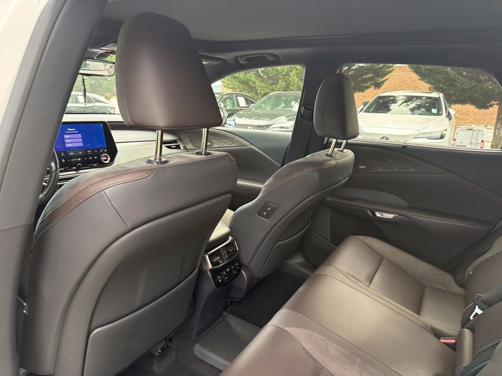 Certified 2025 Lexus RX 450h AWD w/ Convenience Package image 20