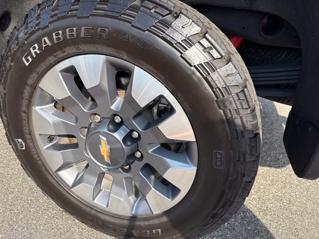 Used 2024 Chevrolet Silverado 2500 LT w/ All Star Edition AWD/4WD image 11