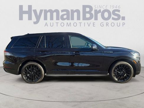 Used 2024 Lincoln Aviator Reserve w/ Equipment Group 201A image 2
