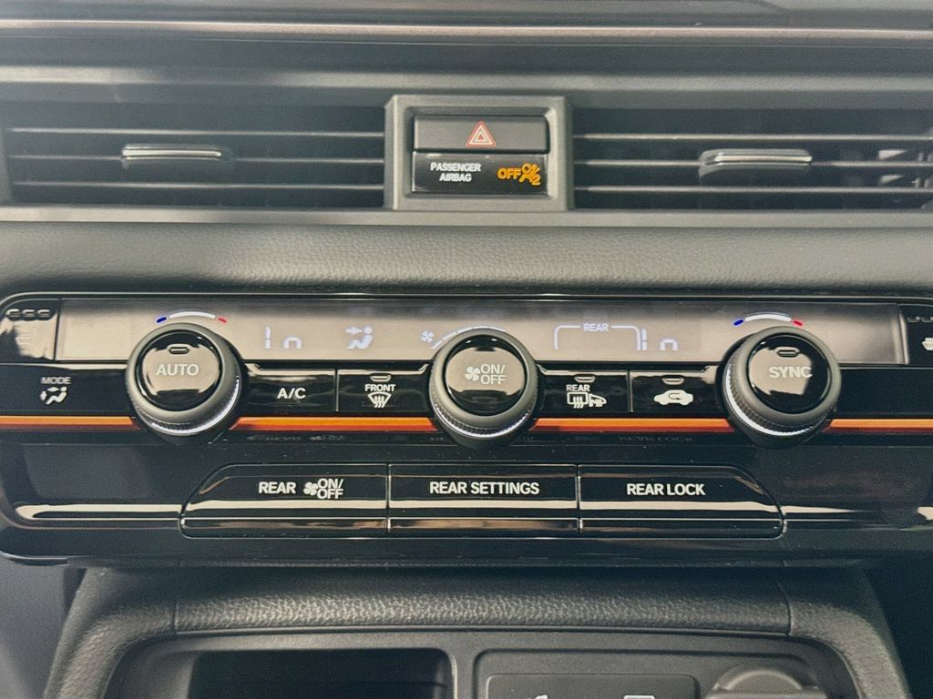 New 2026 Honda Pilot TrailSport image 18