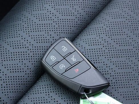 Used 2025 Chevrolet Equinox RS w/ Safety and Technology Package image 31