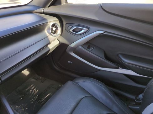 Used 2018 Chevrolet Camaro LT w/ RS Package image 16