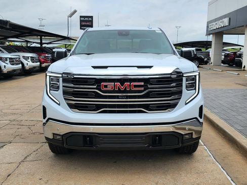 New 2026 GMC Sierra 1500 SLT w/ SLT Premium Plus Package AWD/4WD image 9