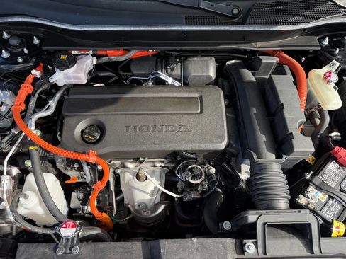 Used 2024 Honda CR-V Sport image 13