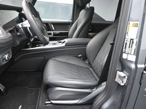 Used 2025 Mercedes-Benz G 550 image 18