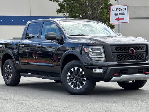 Used 2024 Nissan Titan PRO-4X w/ Off Road Protection Package image 2