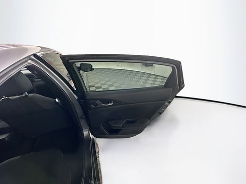 Used 2018 Honda Civic EX image 29