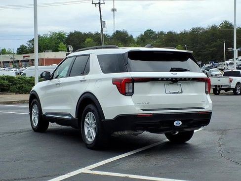 Certified 2025 Ford Explorer Active AWD/4WD image 3