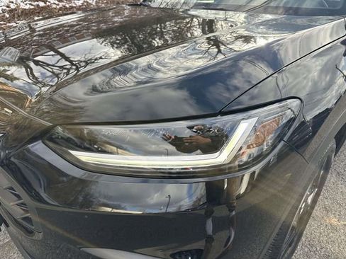 Used 2023 Honda HR-V Sport image 8