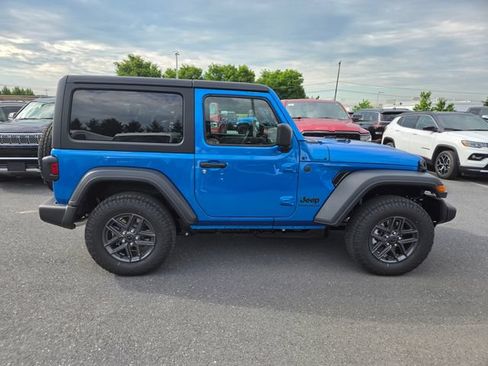Certified 2026 Jeep Wrangler Sport AWD/4WD image 19