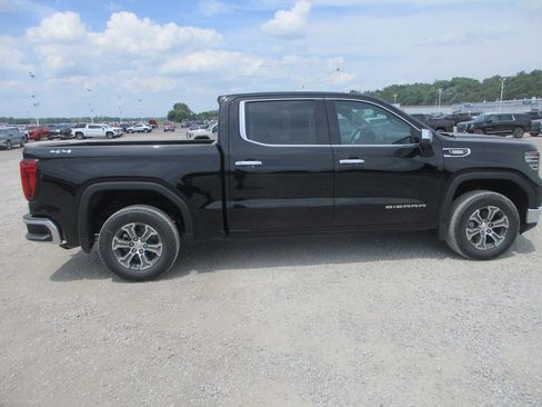 New 2026 GMC Sierra 1500 SLT w/ SLT Convenience Package AWD/4WD image 3