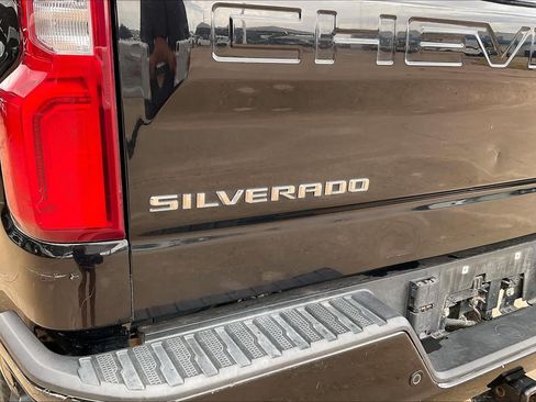 Used 2019 Chevrolet Silverado 1500 High Country w/ Trailer Camera Package AWD/4WD image 30
