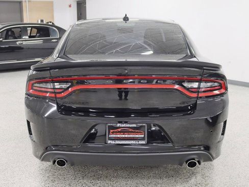Used 2021 Dodge Charger GT w/ Blacktop Package image 11