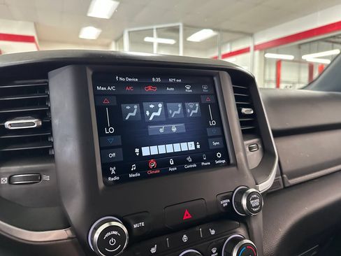 Certified 2019 RAM 1500 Big Horn AWD/4WD image 24