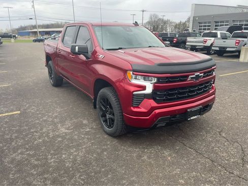 Used 2024 Chevrolet Silverado 1500 RST AWD/4WD image 3