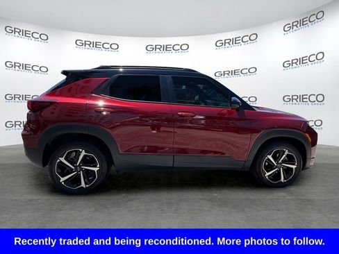 Used 2023 Chevrolet TrailBlazer RS w/ Technology Package FWD image 8