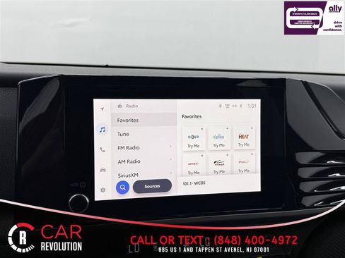 Used 2025 Toyota Camry SE FWD image 16