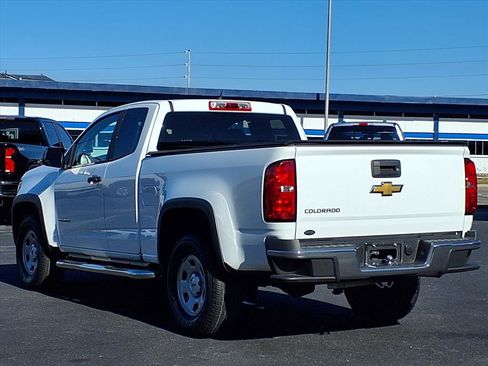 Used 2018 Chevrolet Colorado W/T w/ WT Convenience Package image 4
