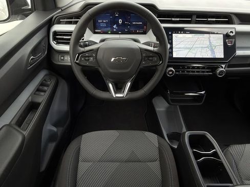 New 2027 Chevrolet Bolt LT w/ Comfort Package image 10