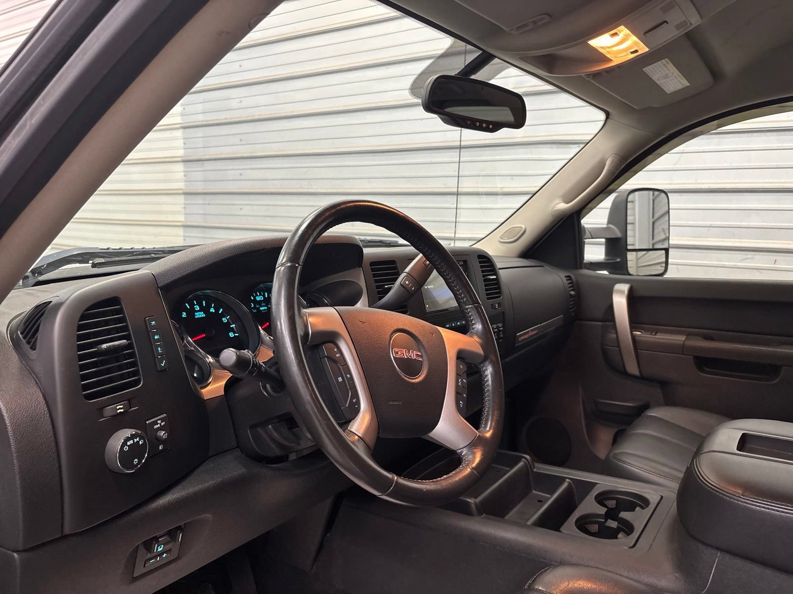 Used 2014 GMC Sierra 2500 SLE w/ SLE Preferred Package AWD/4WD image 10