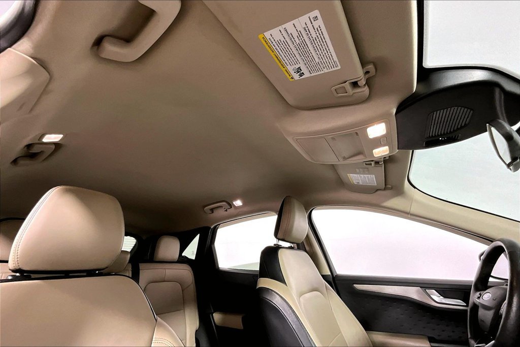 Certified 2020 Ford Escape SEL FWD image 22
