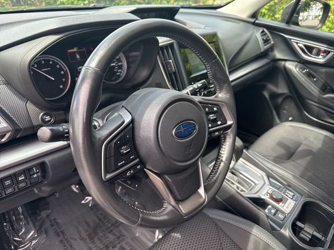 Used 2021 Subaru Forester Premium AWD/4WD image 9