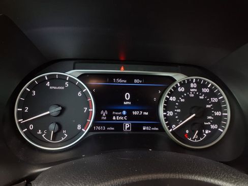 Used 2024 Nissan Sentra SR w/ SR Premium Package image 17