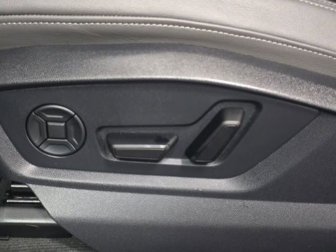 Certified 2025 Audi Q8 Premium Plus w/ Premium Plus Package image 34